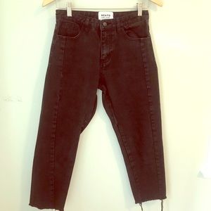 Cropped mid rise jeans